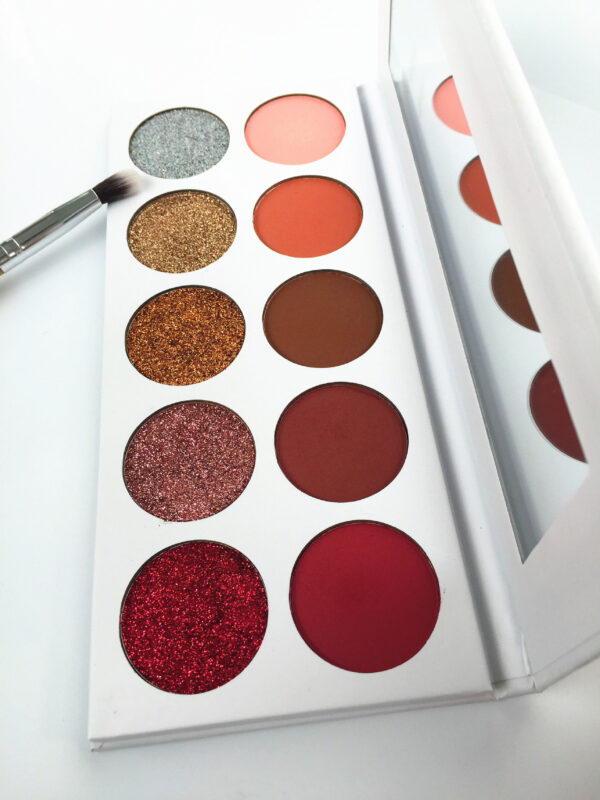 Super Color High Quality And Good Stock Eyeshadow Palette - Image 4